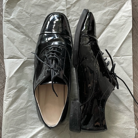 Loyiq patent leather lace-up loafers - Picture 5 of 6